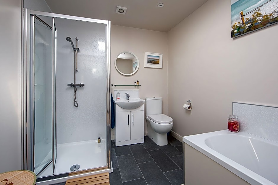 The Anchor Apartments