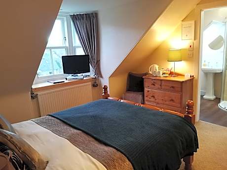 Double Room with Mountain View