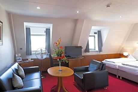 Junior Suite (3 Adults)