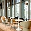 Motel One Dresden am Zwinger
