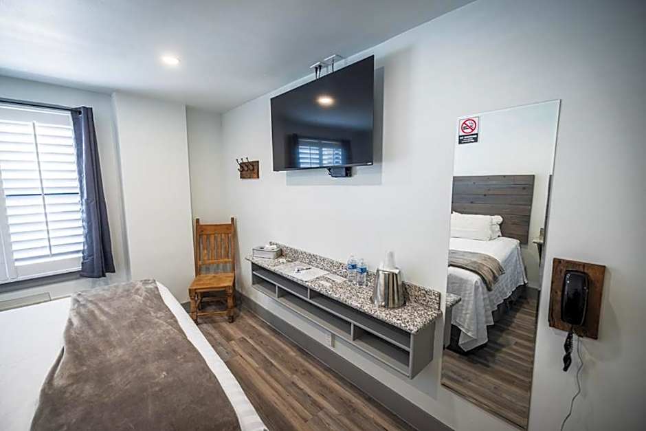 Hotel Nevada & Gambling Hall