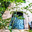 HOTEL PetitBALI GARDEN Shin-Okubo - Adult Only