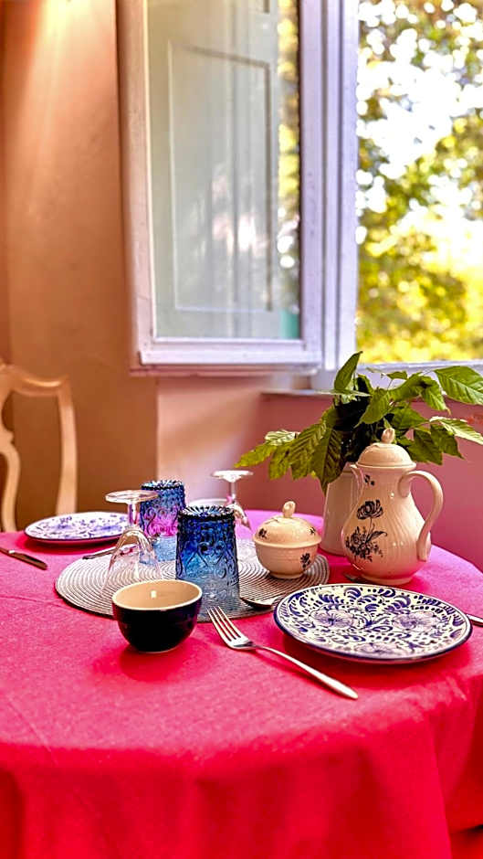 Villa La Dogana - B&B with a lovely garden - Private parking - Slow living in an old-fashioned historical home
