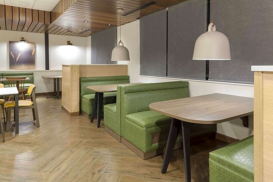 Fairfield Inn & Suites by Marriott Fort Collins South