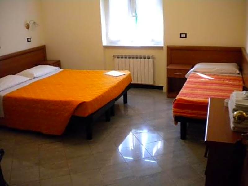 Serafino Liguria Hotel