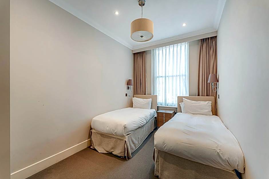 Ashburn Court Apartments