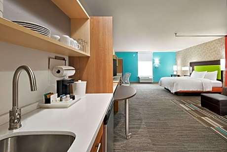 King Studio Suite - Non-Smoking