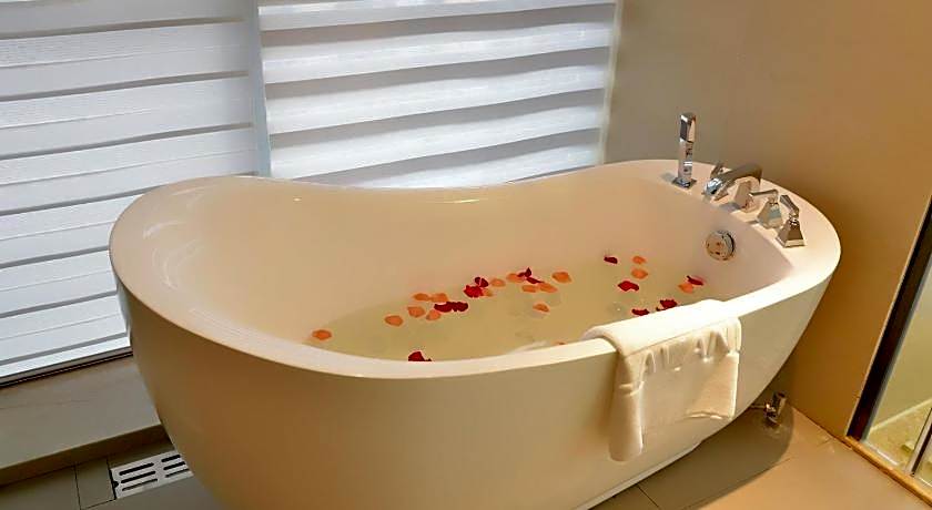 Lavande Hotel Neijiang Hanan Avenue