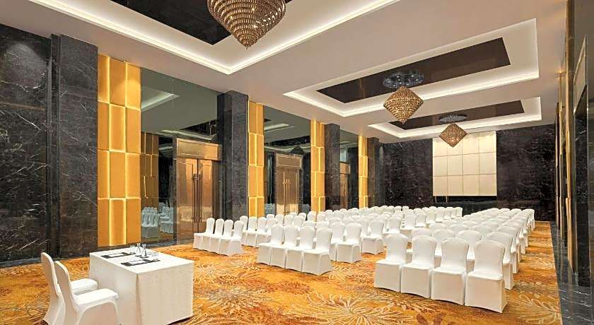 Renaissance Lucknow Hotel