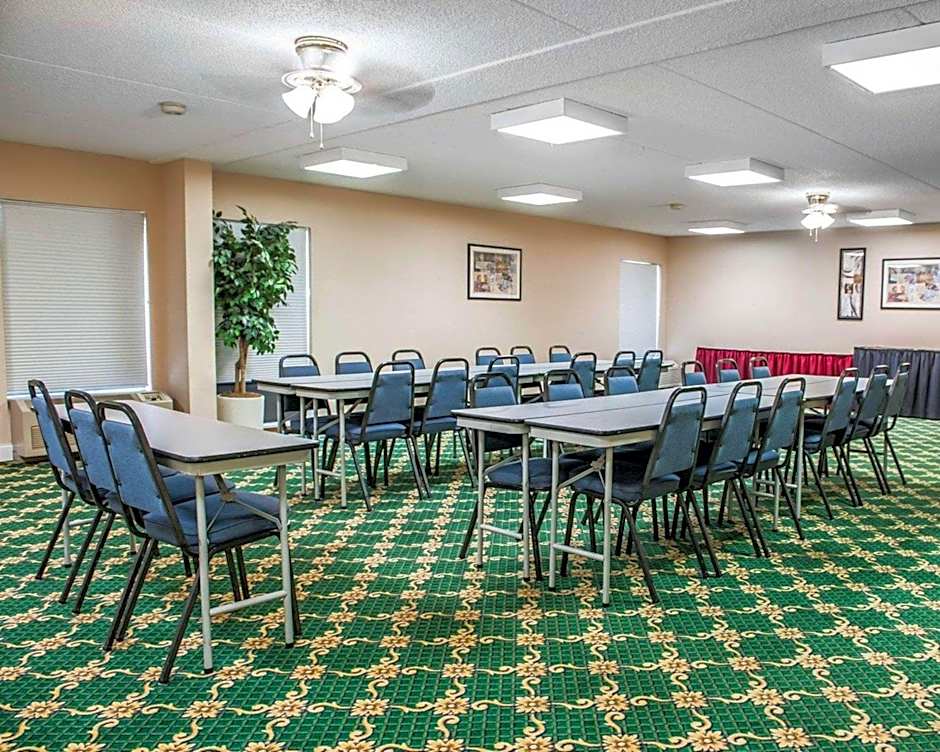 Quality Inn Rochester South