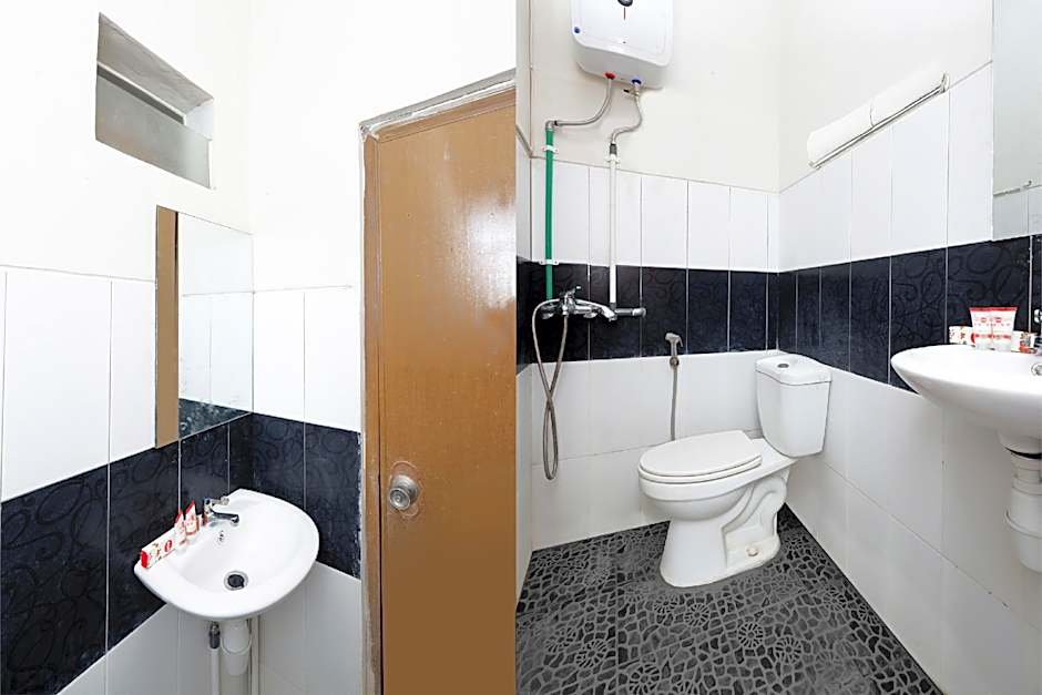 Hotel O Palebon Residence