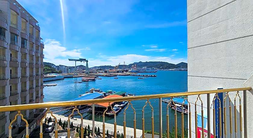 Tongyeong Bay Condo Hotel
