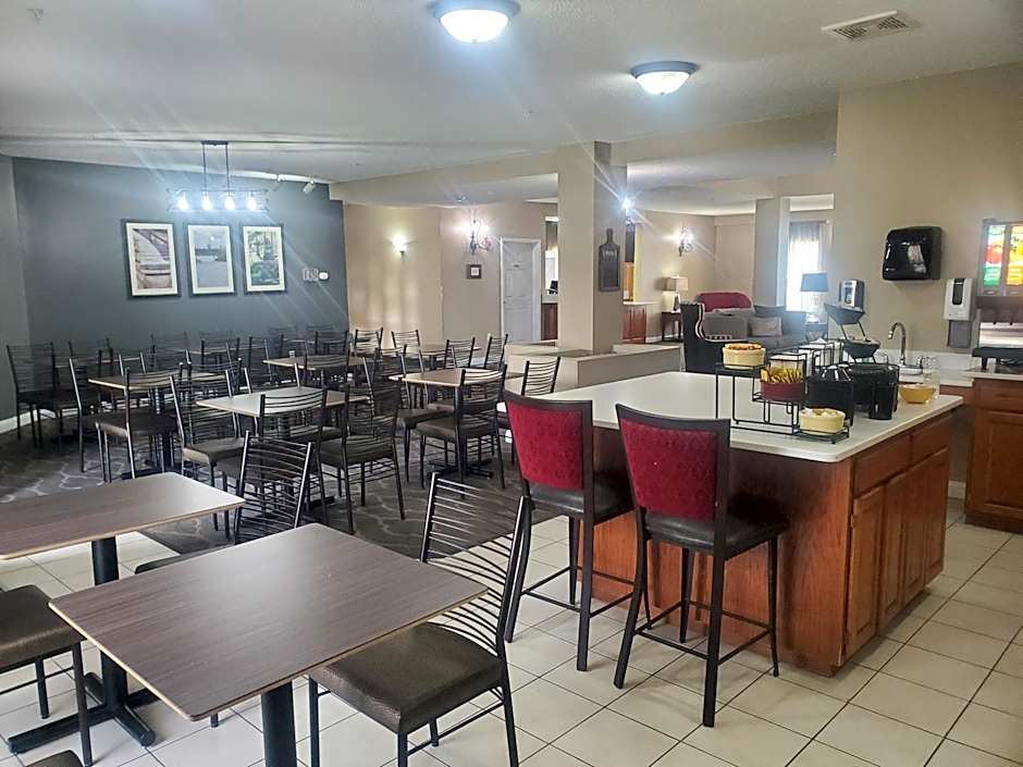 GrandStay Hotel & Suites Ames