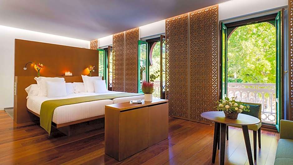 Alhambra Palace Hotel