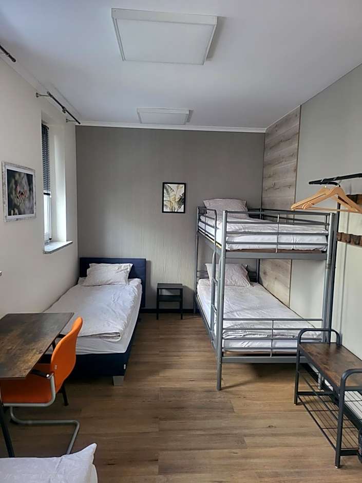 Rooms4Rest Bokserska - Private rooms for tourists