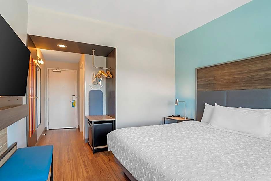 Tru by Hilton Gastonia