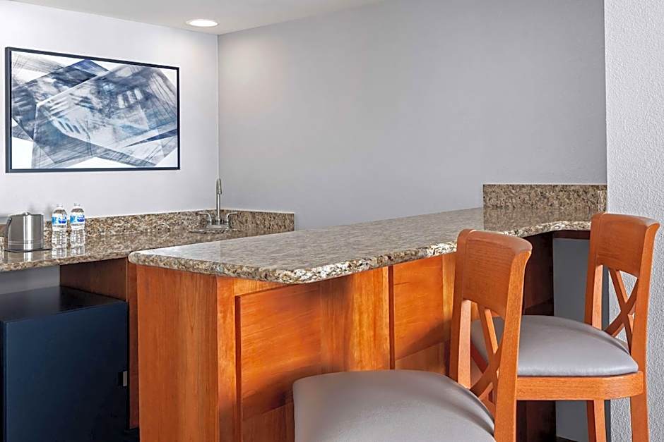 The Alloy King of Prussia - a DoubleTree by Hilton