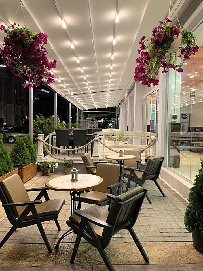 Persani Hotel
