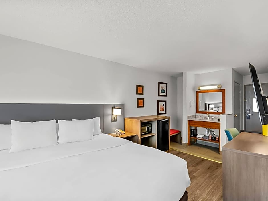 Comfort Inn & Suites Bellevue
