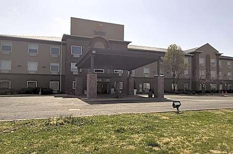 Comfort Inn & Suites Miami - Route 66