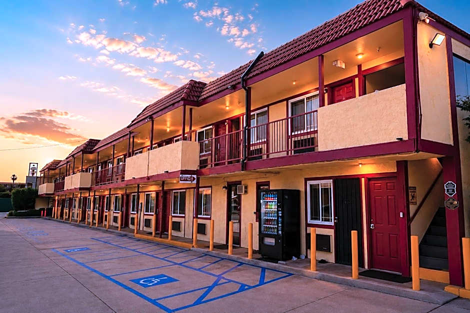 Century Motel Buena Park Anaheim I-5