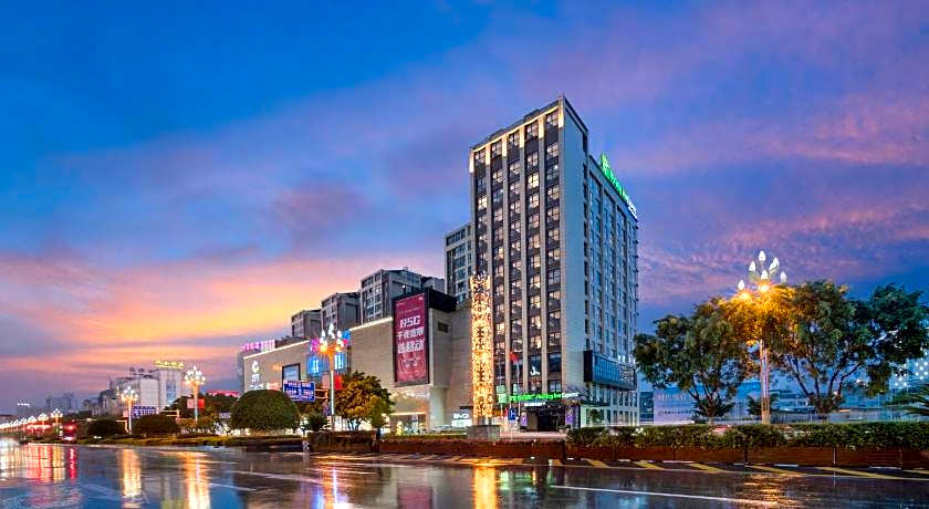 Holiday Inn Express Xichang City Center By IHG