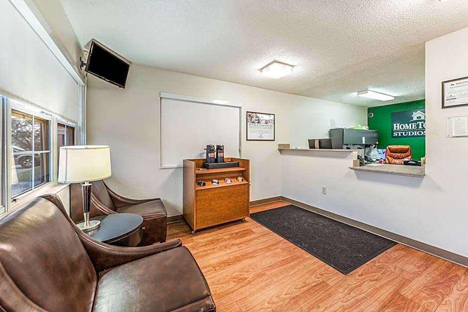 HomeTowne Studios Cincinnati - Sharonville – Sharonville, OH