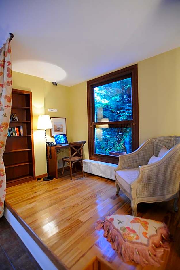 Boutique Hotel Kentrikon & Bungalows