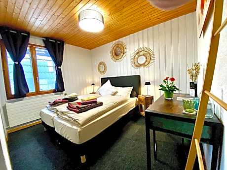 Double or Twin Room with Shower