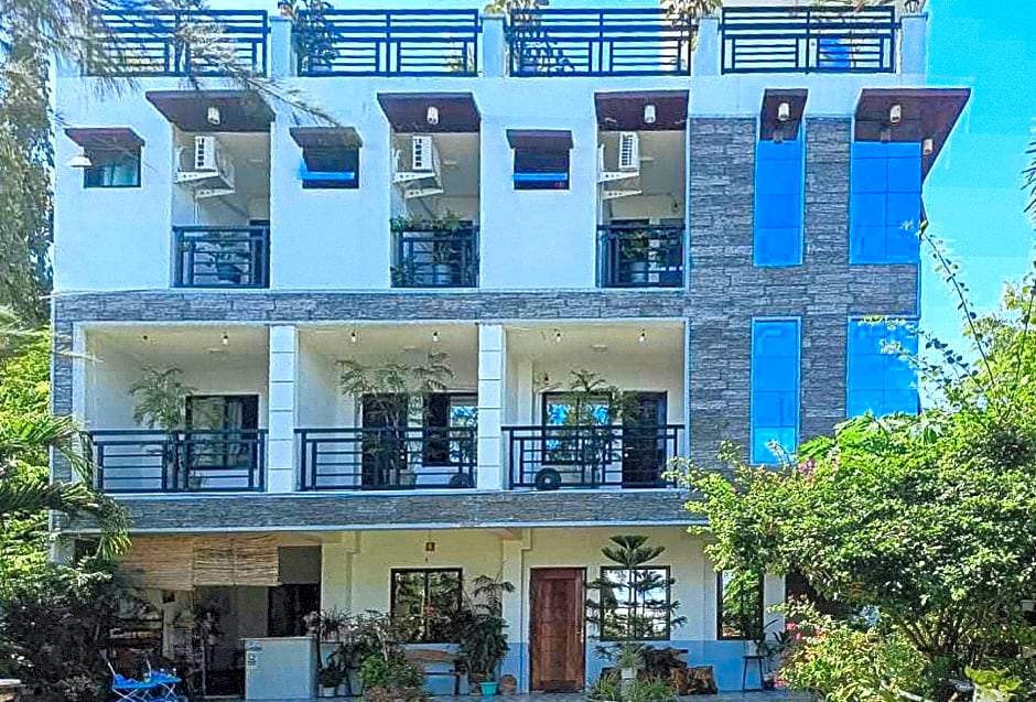 RedDoorz @ Mary Land Transient Alaminos Pangasinan