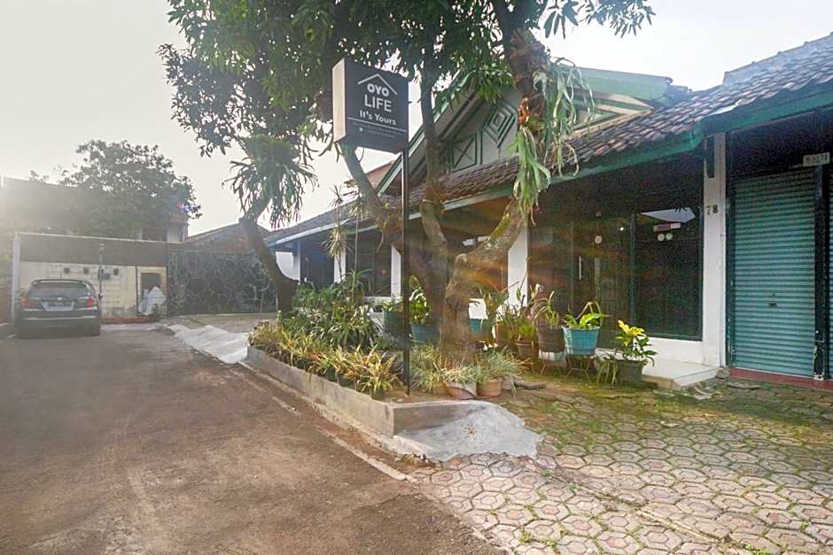 OYO Life 3055 Rumah Enin