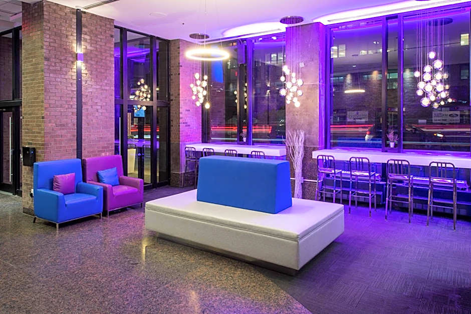 Travelodge by Wyndham Montreal Centre