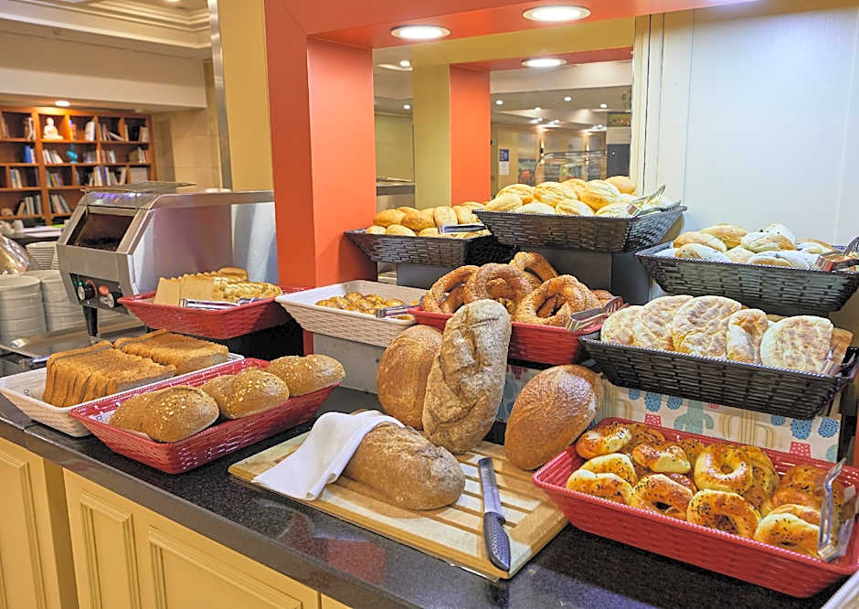 Dedeman Istanbul Hotel