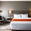 Amsterdam Inn & Suites, an Ascend Collection Hotel