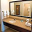 Crystal Inn Hotel & Suites - Salt Lake City
