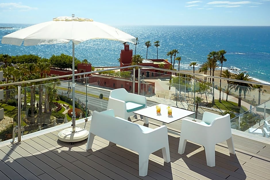 Hotel Las Arenas Affiliated by Meliá