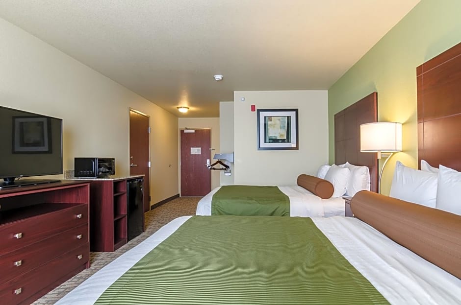 Cobblestone Hotel & Suites - McCook