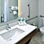 Holiday Inn Express & Suites Brighton South - US 23 By IHG