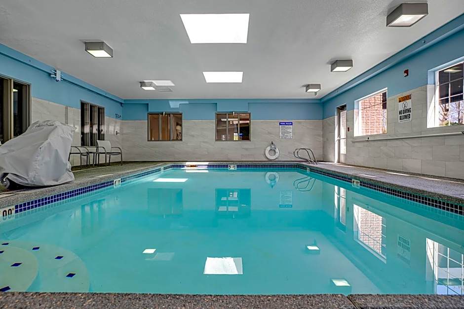 Holiday Inn Express Hotel & Suites Portland - Jantzen Beach By IHG