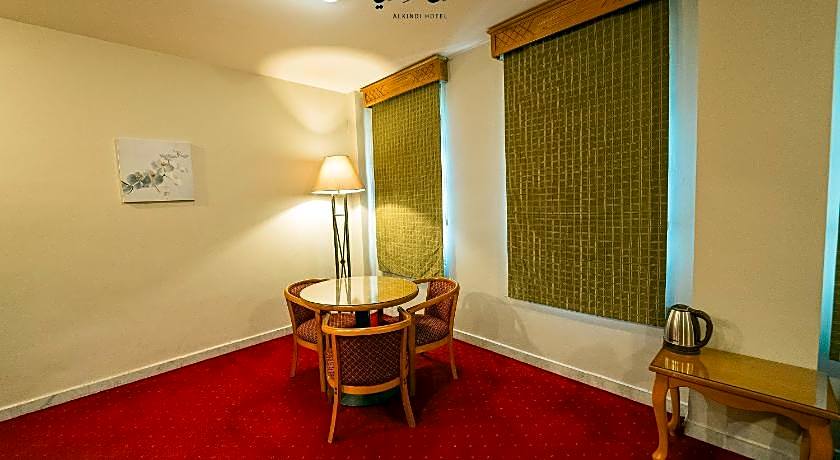 Kindi Suites Hotel