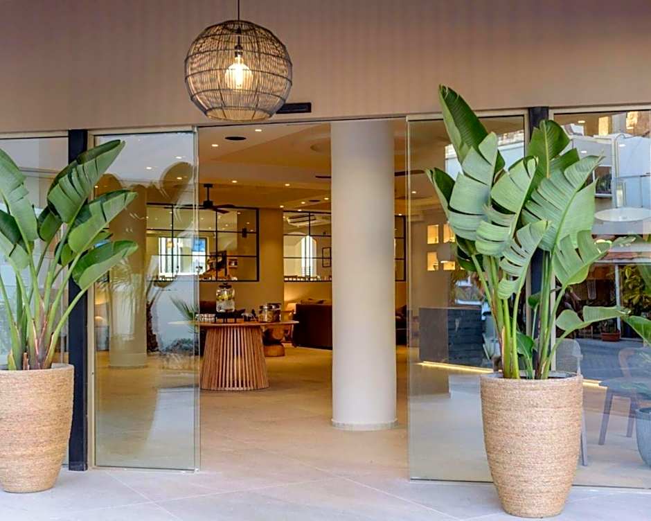 Zeus Hotels Neptuno Beach