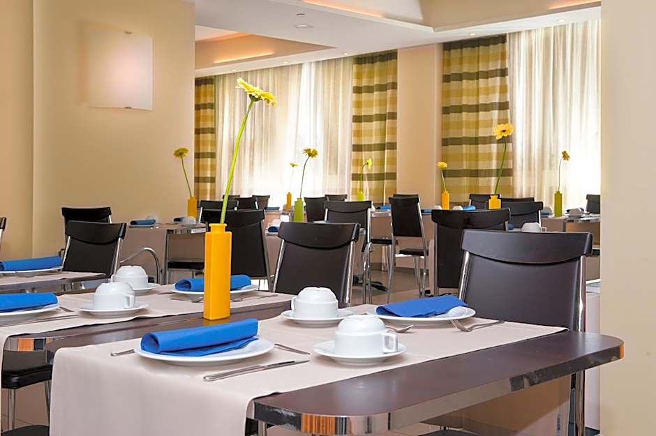 Cardinal Saint Peter Hotel