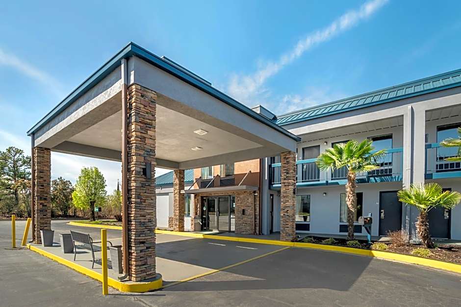 Quality Inn Simpsonville