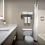 Holiday Inn Express Fargo - West Acres By IHG