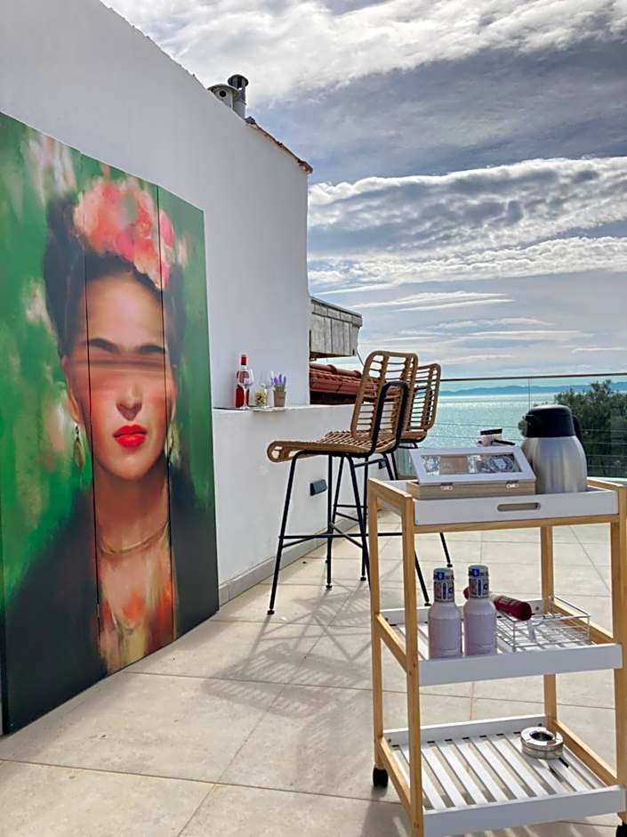 Wide Blue Luxury Boutique Suites