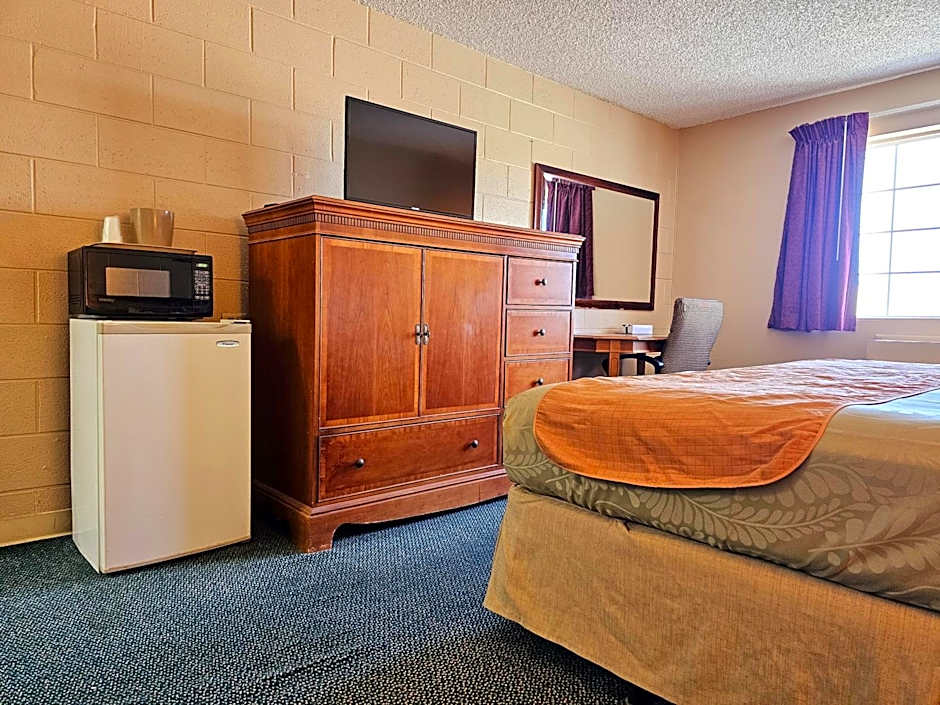 1st Choice Inn of Rawlins