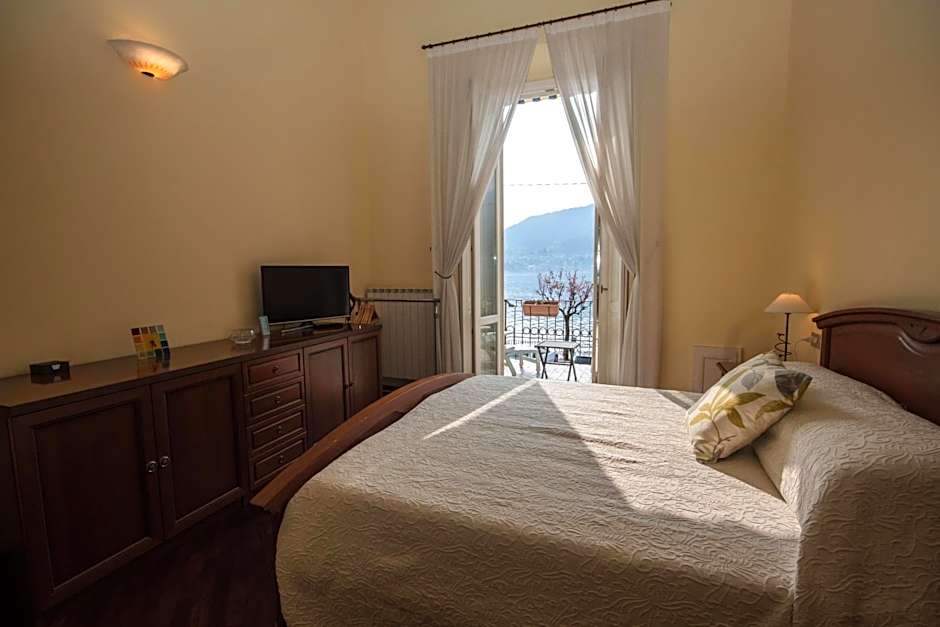 Tremezzo Bella Vista by LoveComo