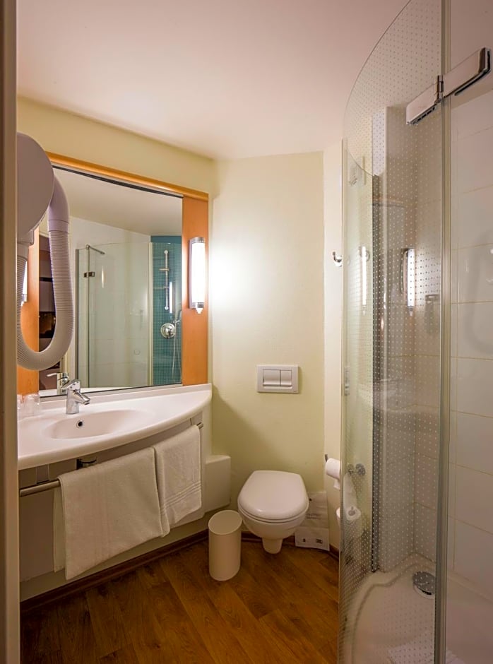 Ibis Constantine
