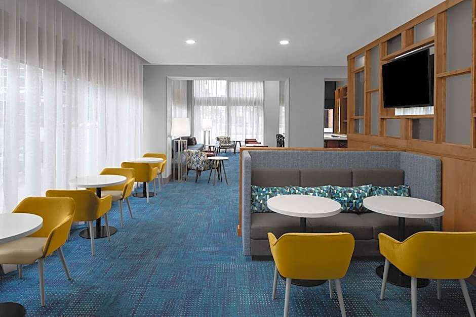 Hampton Inn By Hilton Cleveland-Downtown