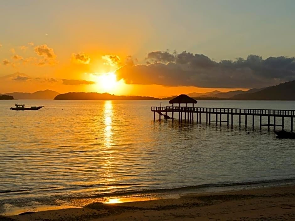 Cocotinos Hotel Sekotong Lombok